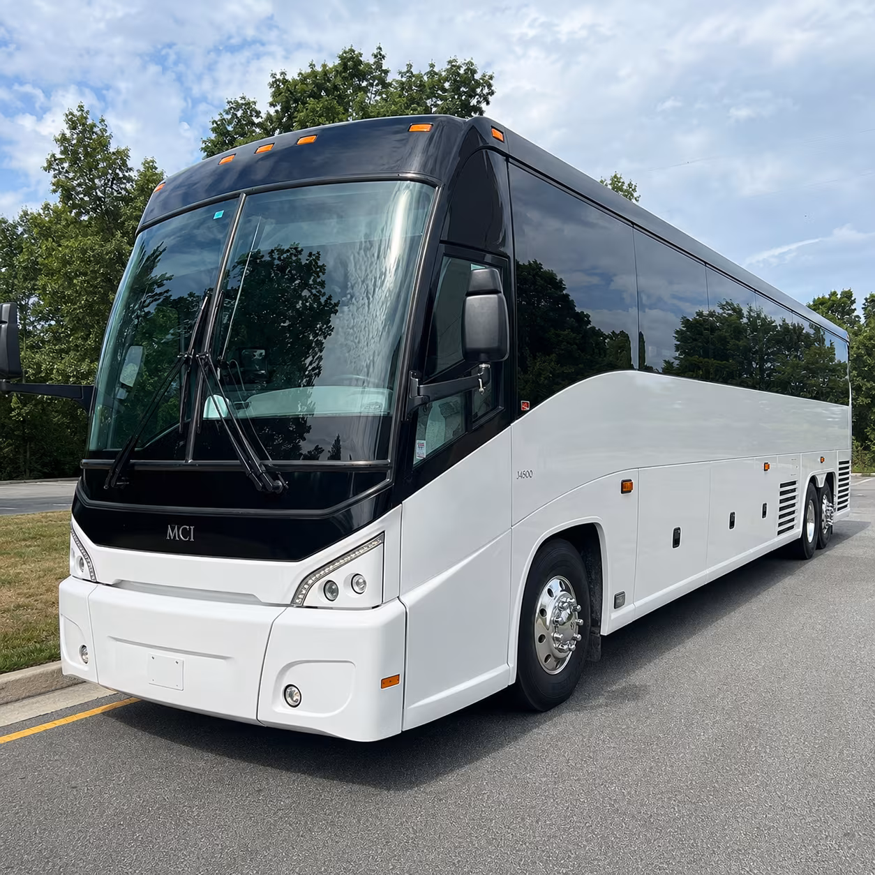 charter bus rentals to at t stadium and toyota music factory